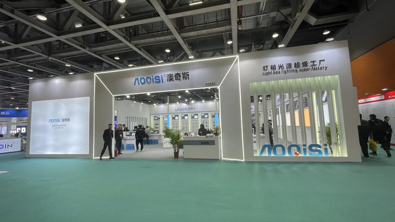 火锅店广告设计：如何打造吸睛又实用的宣传策略